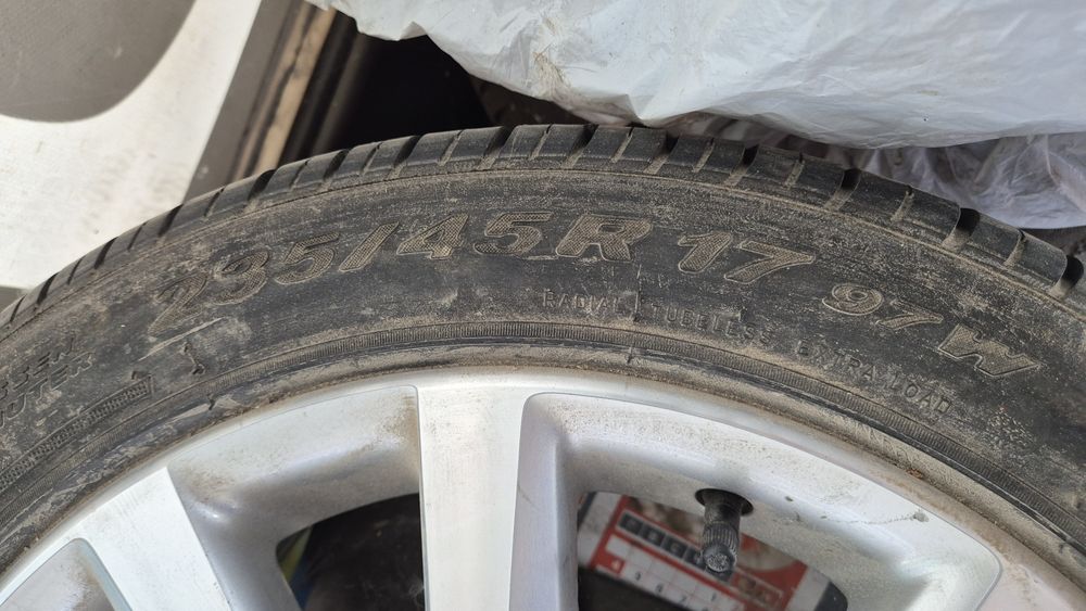 Оригинална джанта Фолксваген 5/112 VW Passat 5x112

Употребявани, Шуме