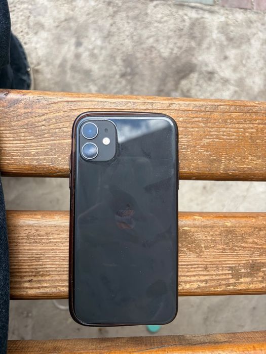 Продам,iPhone 11 в хорошем состоянии