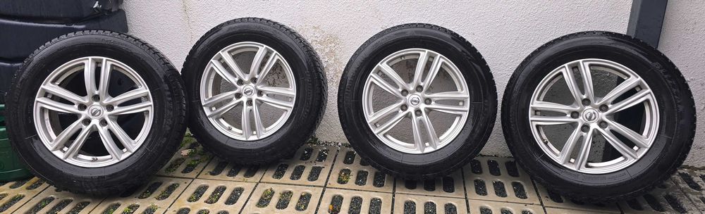 Оригинални зимни джанти Nissan 17 инча – Bridgestone Blizzak