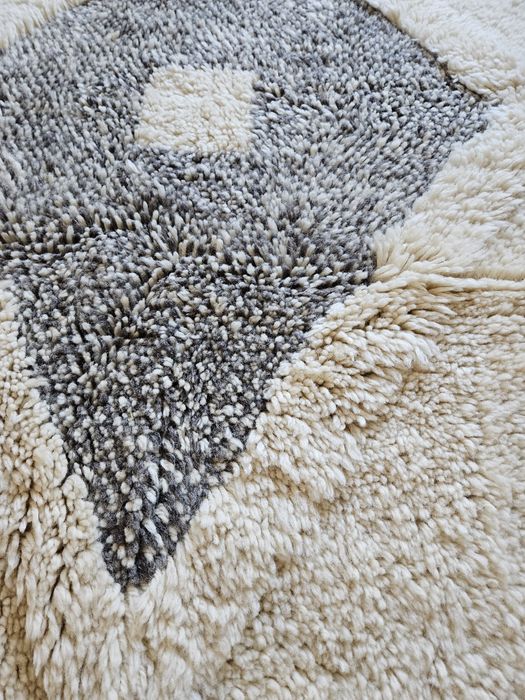 Китеници ръчно тъкани от 100% вълна. Голямо разнообразие! Чисто нови!