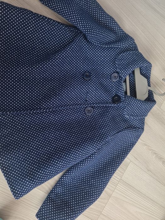 Pardesiu fetita BabyGap 3 ani