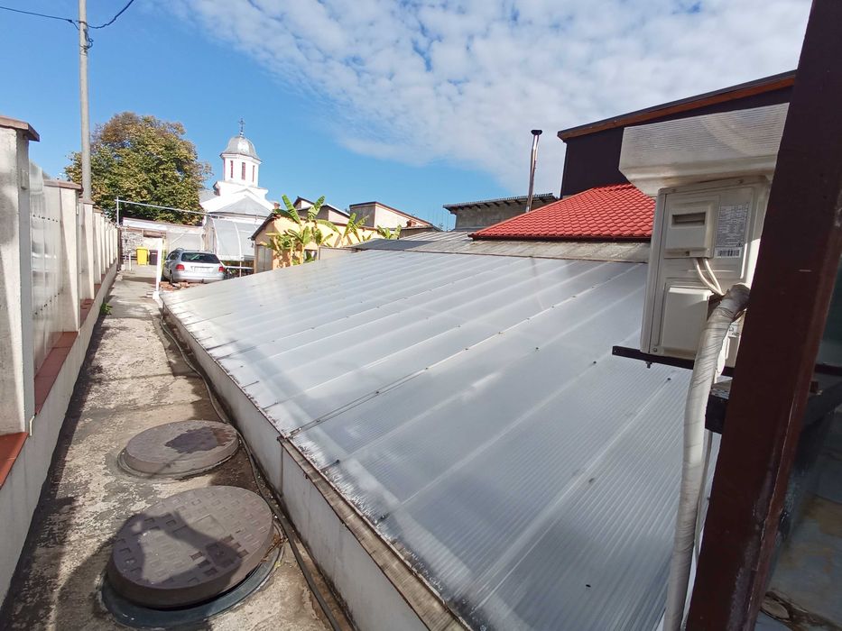 Casa 360 mp cu teren 570 m pt 2 case  Buc-Magurele int. cu Antiaeriana