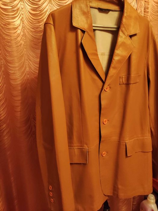 продавам кожено сако от агнешка кожа