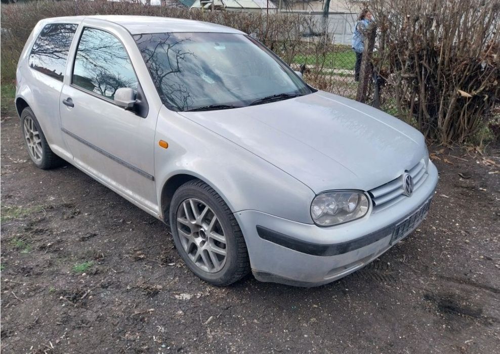 На части Фолксваген Голф 4 1.6 101к.с бензин/ VW GOLF 4