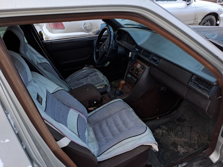 Продам мерседес 124 газ бензин