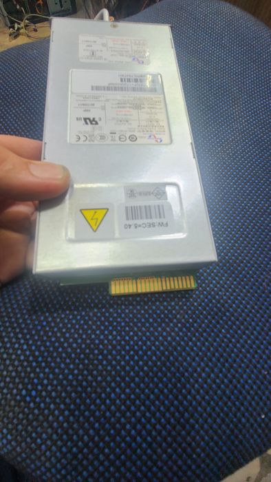 Блок питания сервера