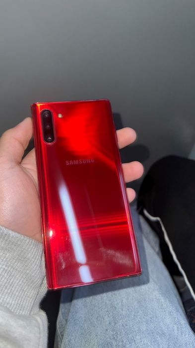 Samsung note 10.
