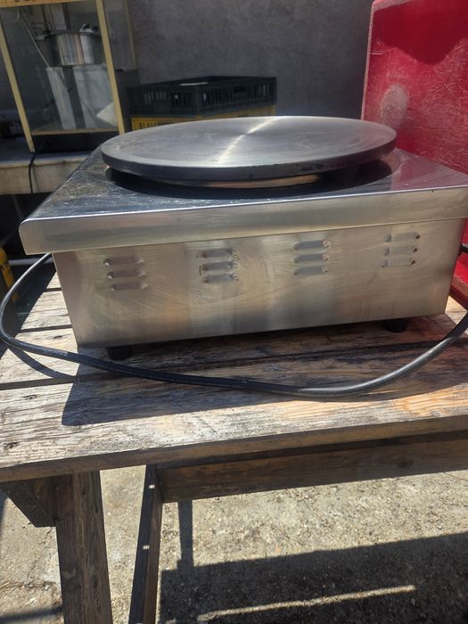 Vând plita clatite si grill vertical de paine