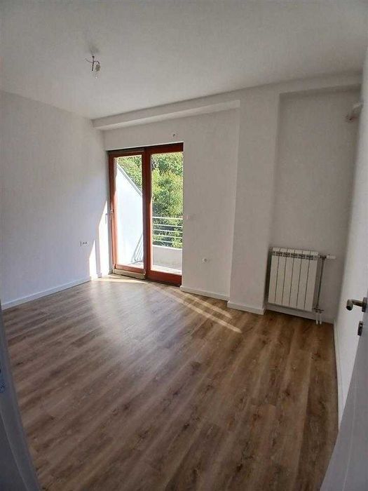 Дава се под наем Двустаен апартамент в Пловдив, Център - 67 кв.м за 290.7 € - Снимка #6