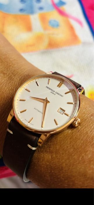 Ceas .Aur 18 k.diametru 40mm.ca nou