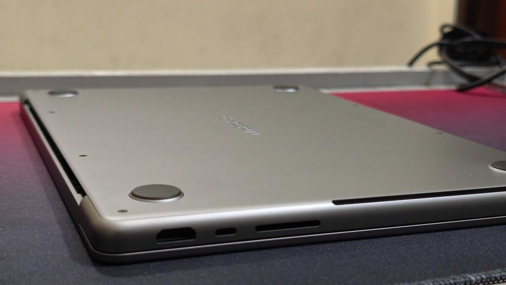 MacBook Pro M1 Pro 16/512Gb 14 inch  в идеальном состоянии