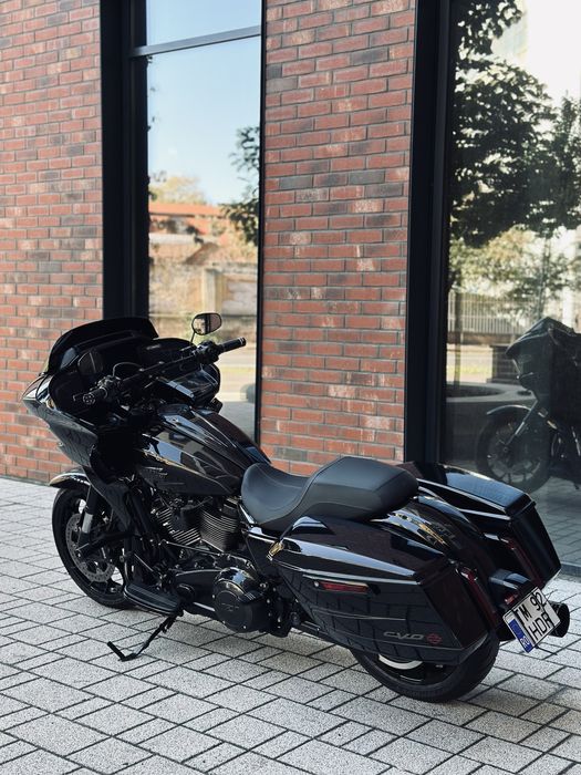 Harley Davidson FLTRXSE Road Glide CVO 2023