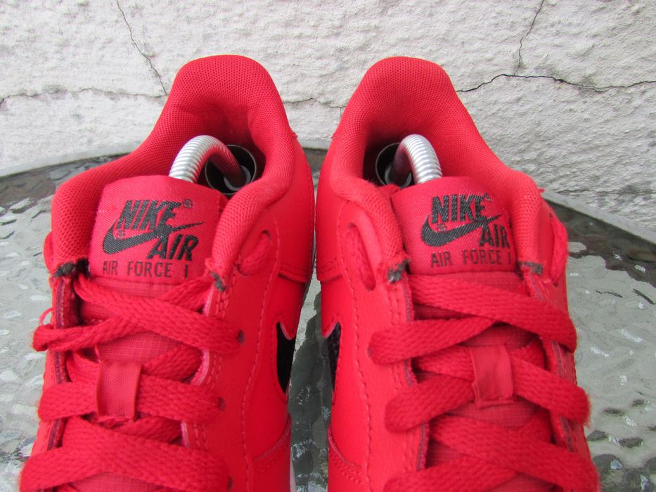 Маратонки Nike Air Force 1 '07 'University Red'