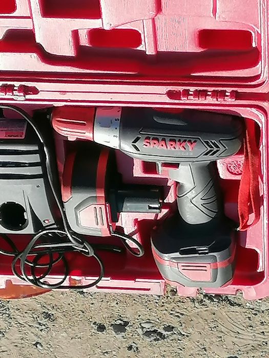 Șurubelnița electrica Sparky