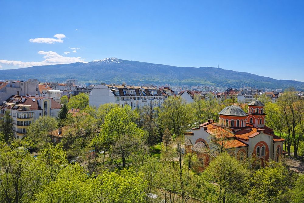 Продава се от собственик! 2-стаен  апартамент в ж.к. Лагера до метро, с гледка към Витоша, ТЕЦ, ремонтиран и обзаведен