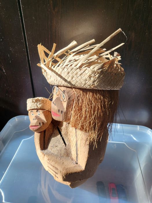 Декорация от кокосов орех, касичка