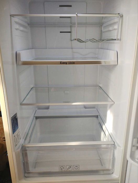 Хладилник с фризер Samsung RB31FERNDEF