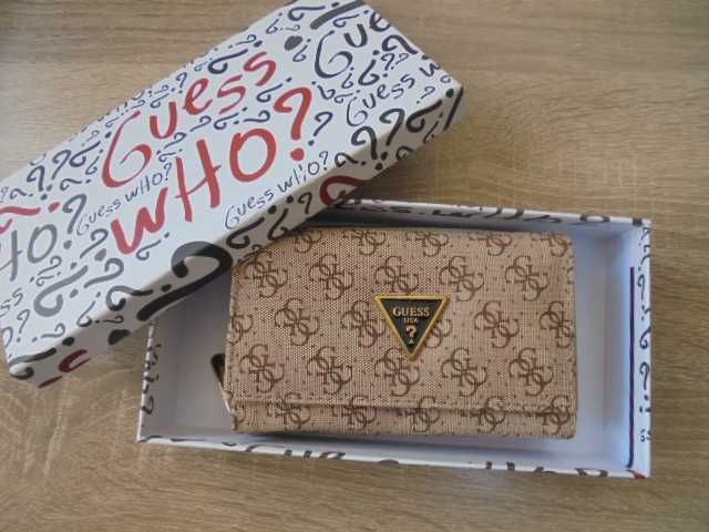 Портмонета на ''GUESS''