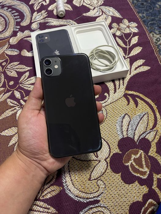 В продаже Айфон 11. 128Gb