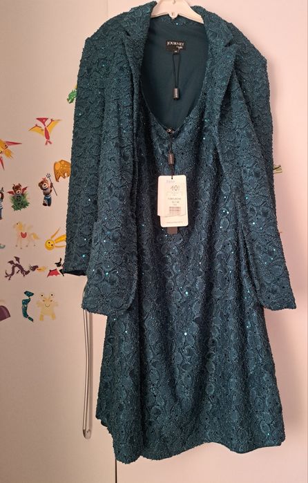 Продам платье. Размер S /М