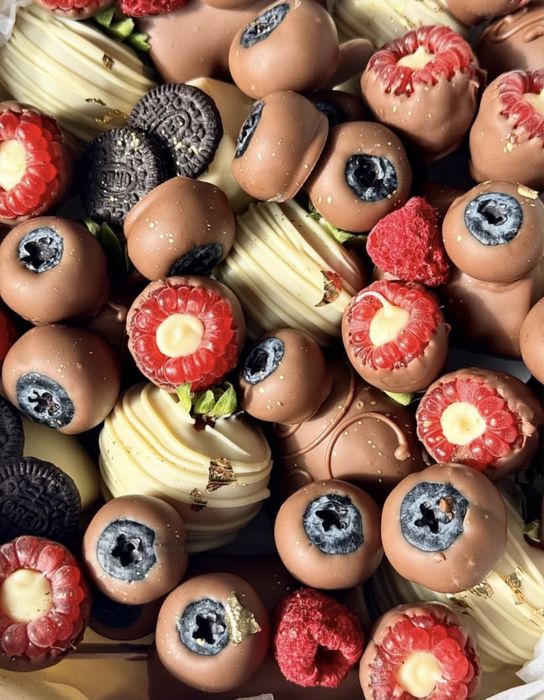 Клубника в шоколаде каллебаут