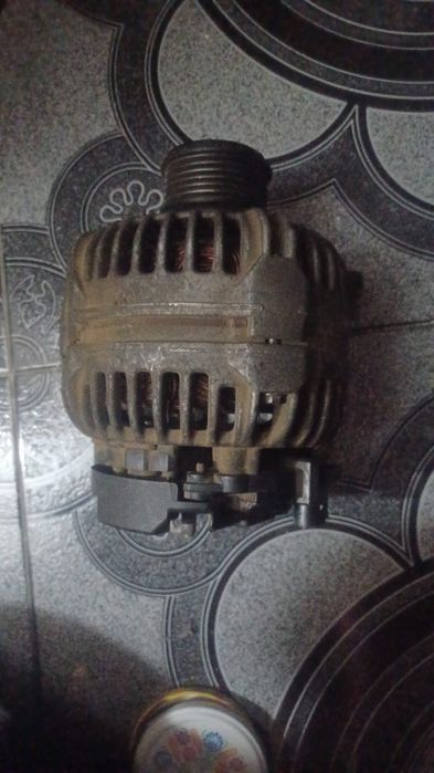 Alternator auto Volkswagen piese auto