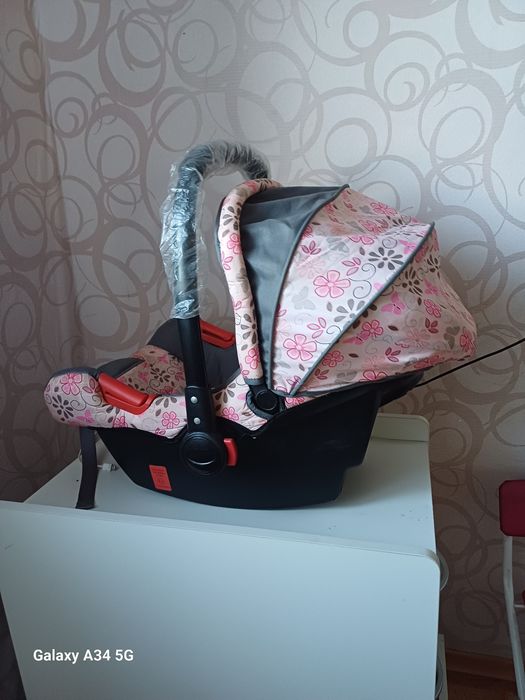 Продам автолюльку