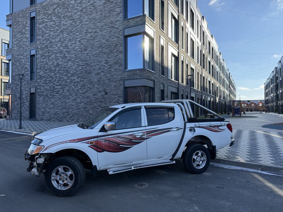 Продается пикап Mitsubishi L200