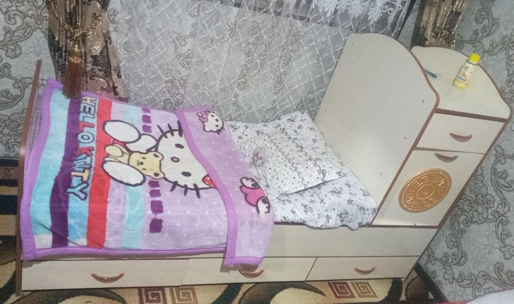 Detskiy kravat transformer