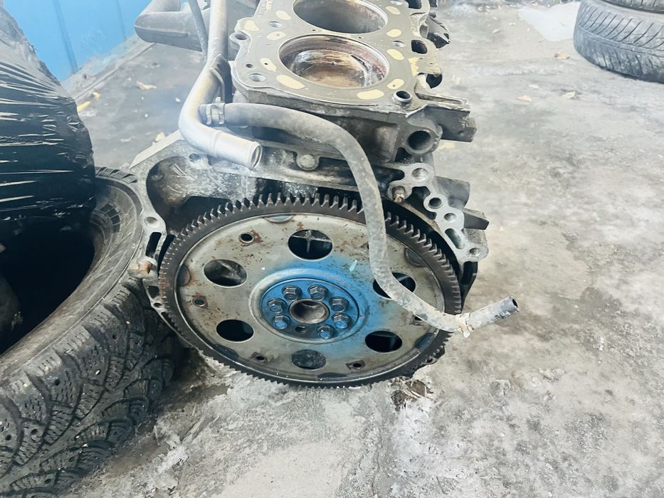 Блок от тойота 2.4 эстима