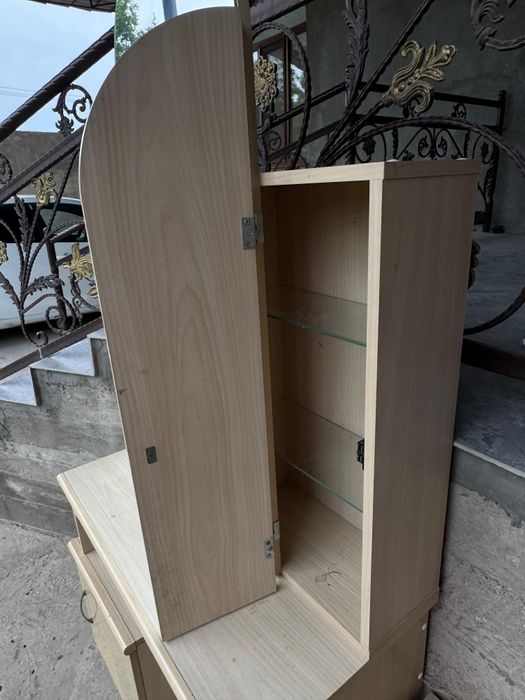 Комод айнасымен, 2тумбочка