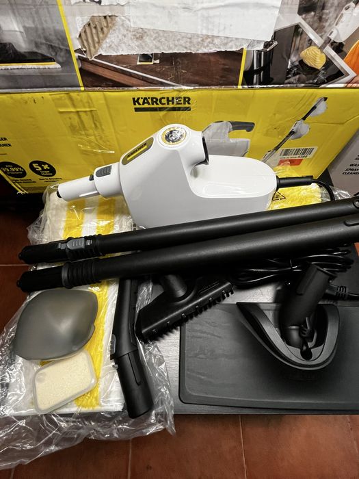 Aparat de curatat cu abur multifunctional Karcher SC 1 Multi & Up, 1300 W, rezervor 200 ml, kit curatare podea, perie de curatare cu laveta,