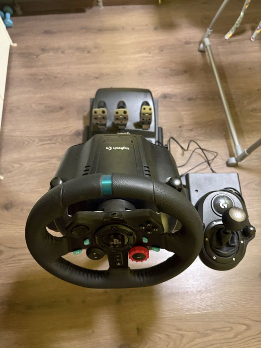 volan logitech g29+schimbator+suport