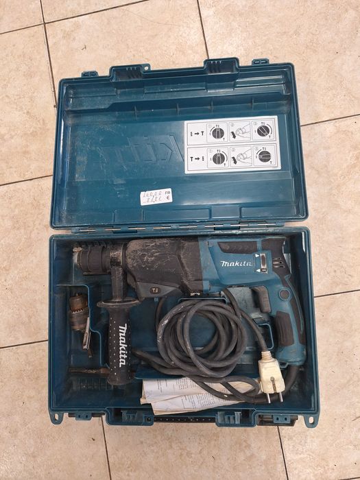 Перфoратор Makita HR2610
