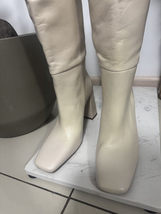 Cizme crem deschis din piele naturală bot pătrat și toc gros Zara 37