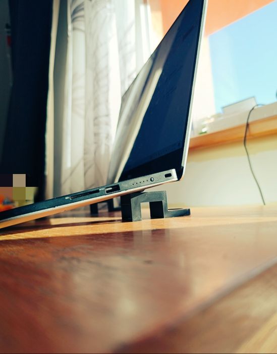 Laptop Natural Air ventilator Support