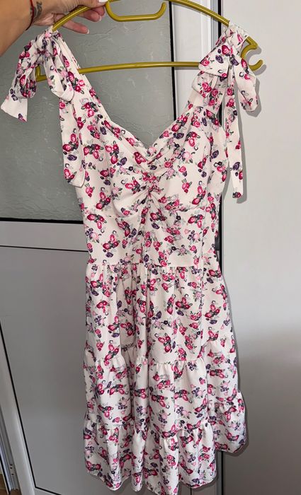 Лятна рокля с цветя