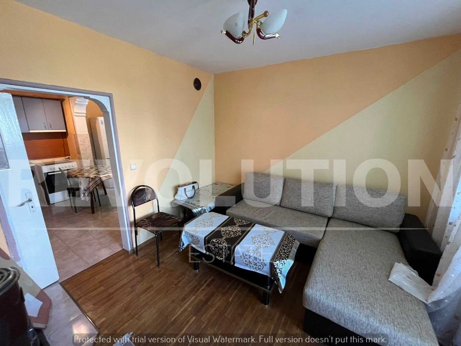 Просторен четиристаен апартамент в кв. Боян Българанов, гр. Шумен!