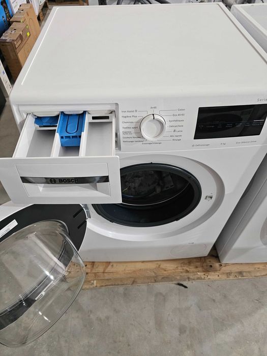 +++Bosch WAN28209FR е пералня с предно зареждане от серия Bosch Serie 4 с капацитет 9 кг и центрофуга до 1400 оборота