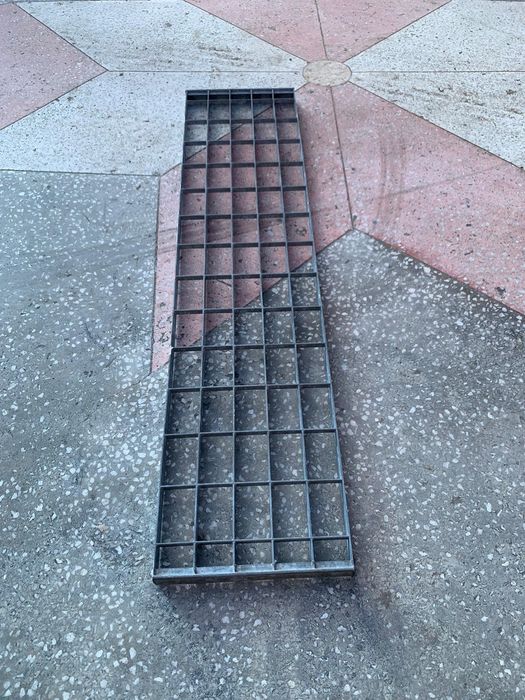 trepte zincate galvanizate