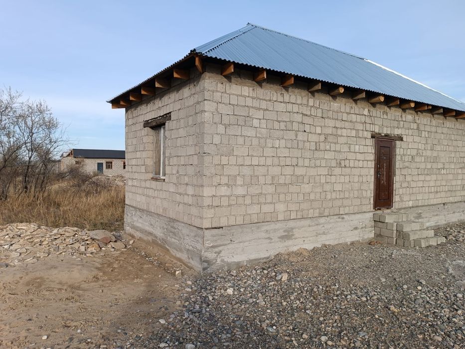 Үлгілі ауылында үй сатылады