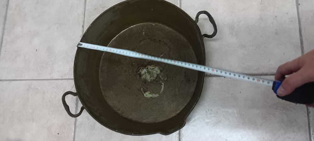 Старинни  български медни калайдисани тави