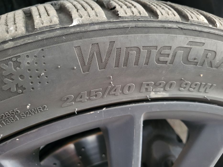 Гуми с джанти AMG  20' цола Mercedes