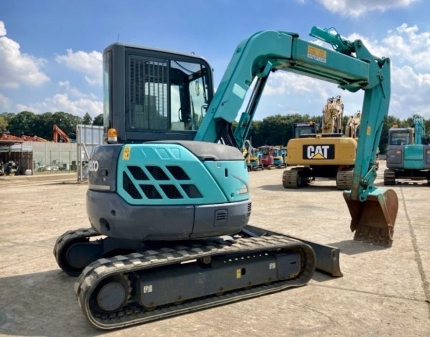 Услуги мини эксковатор ( блоха)