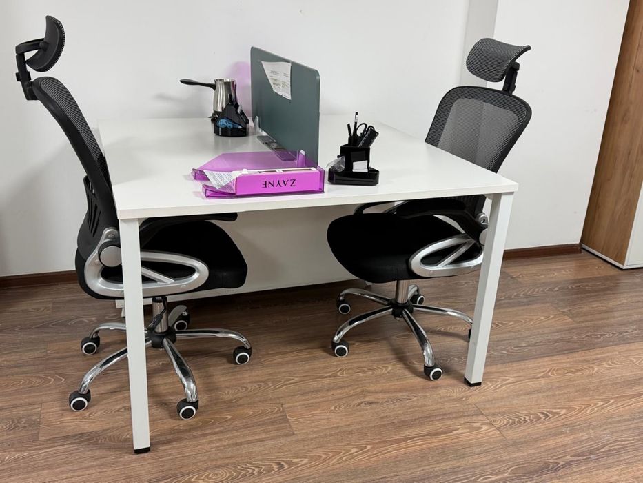 Офисная мебель стол стклья