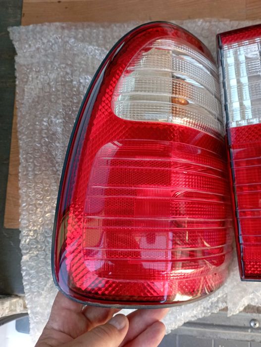 Фонари задние LX 470