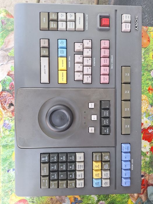 Mixer audio video Panasonic model  vj- ave7/c