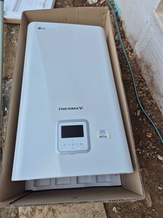 Продажба и монтаж на термопомпи, пелетни котли, соларни панели