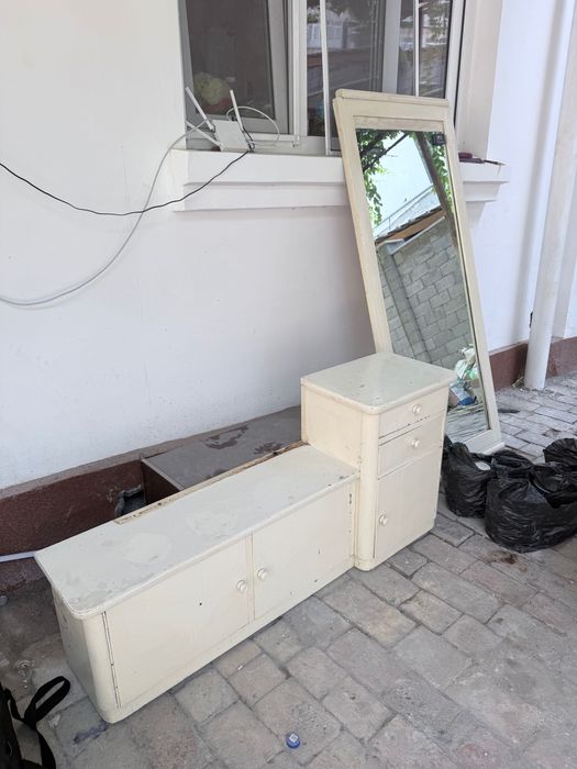 Трюмо , зеркало бу
