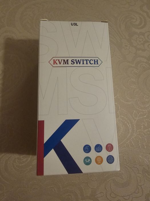 Kvm switch, usb 3.0 2 în 4